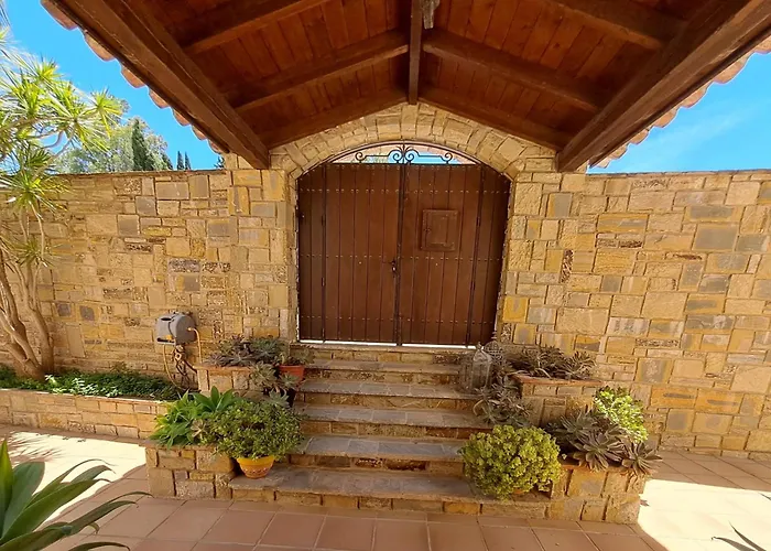 فيلة Noctua La Quinta Golf 022 *